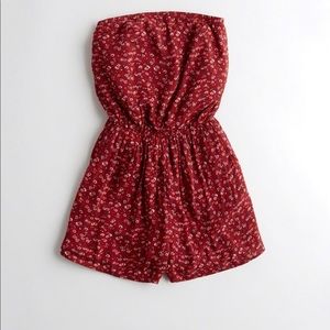 RED FLORAL STRAPLESS ROMPER